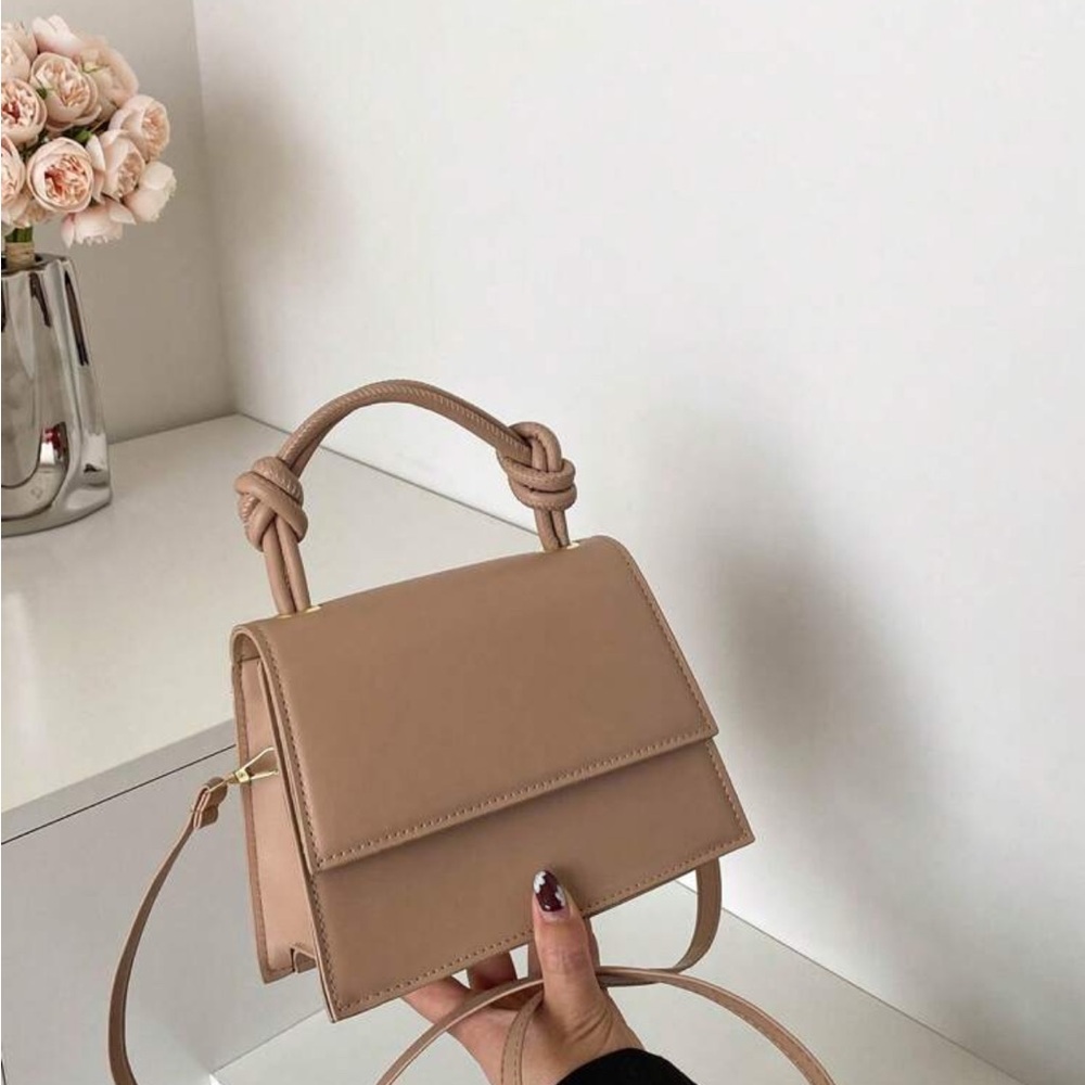 Elegant Tan Women's Bag